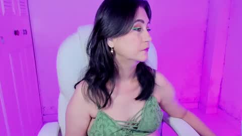 Daniela online show from 02-06-25, 04:42