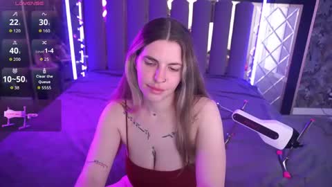 Snapshot of danielareign chatting on 05-27-26, 12:46 danielareign online show from 05-27-26, 12:46