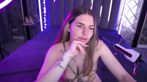 Snapshot of danielareign chatting on 06-02-26, 12:40 danielareign online show from 06-02-26, 12:40