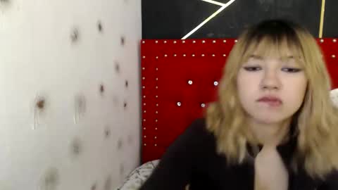 Snapshot of danielawidx chatting on 04-15-26, 01:51 danielawidx online show from 04-15-26, 01:51