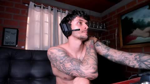 Daniele Bunny online show from 02-19-25, 08:41