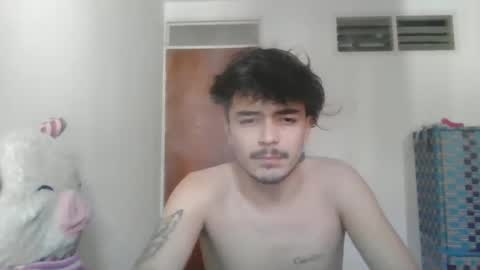 Snapshot of danielhot17 chatting on 01-20-25, 01:11 DANIEL online show from 01-20-25, 01:11