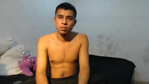 Snapshot of danielitopapii chatting on 12-30-24, 02:53 danielitopapii online show from 12-30-24, 02:53