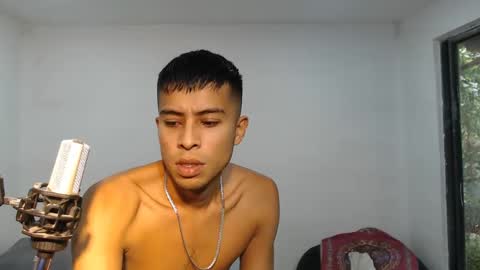 Snapshot of danielitopapii chatting on 01-31-25, 05:21 danielitopapii online show from 01-31-25, 05:21