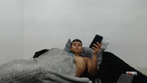 Snapshot of danielitopapii chatting on 02-08-25, 01:44 danielitopapii online show from 02-08-25, 01:44