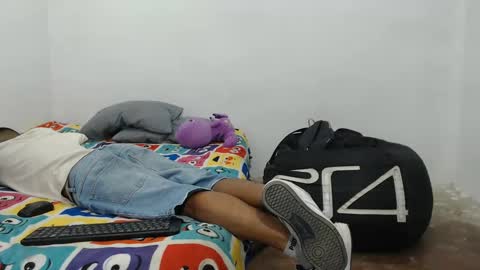 Snapshot of danielitopapii chatting on 02-13-25, 03:50 danielitopapii online show from 02-13-25, 03:50