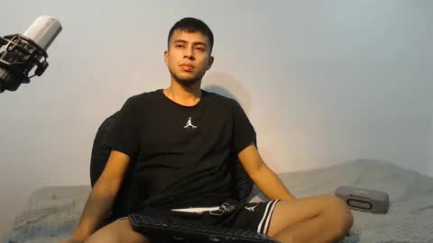 Snapshot of danielitopapii chatting on 02-28-25, 04:10 danielitopapii online show from 02-28-25, 04:10