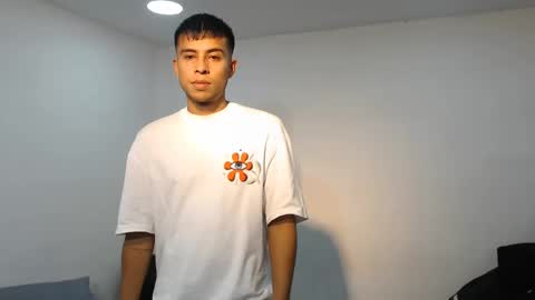 Snapshot of danielitopapii chatting on 03-06-25, 08:27 danielitopapii online show from 03-06-25, 08:27