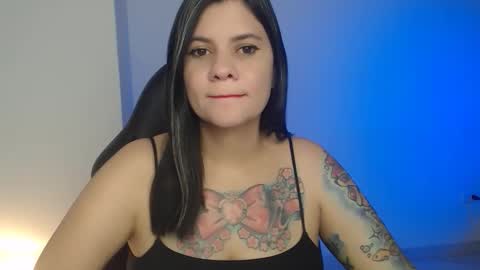 Snapshot of daniellerain chatting on 12-02-25, 10:05 daniellerain online show from 12-02-25, 10:05