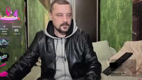 Snapshot of danielocool chatting on 10-09-25, 08:12 DanieloCool online show from 10-09-25, 08:12