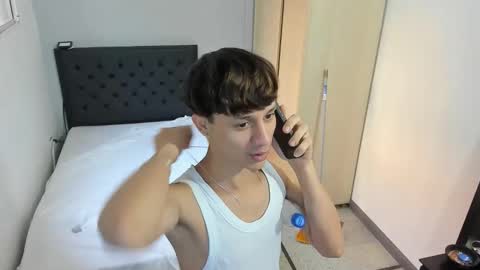 Snapshot of daniels_cruz chatting on 12-20-25, 03:52 Daniels Cruz online show from 12-20-25, 03:52