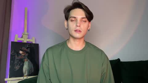 Snapshot of danieltuckerr chatting on 10-30-25, 04:52 danieltuckerr online show from 10-30-25, 04:52