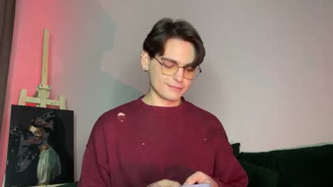 Snapshot of danieltuckerr chatting on 11-11-25, 08:42 danieltuckerr online show from 11-11-25, 08:42