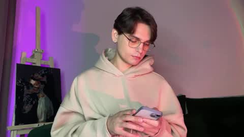 Snapshot of danieltuckerr chatting on 11-27-25, 08:55 danieltuckerr online show from 11-27-25, 08:55