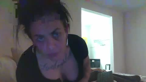 DaniLove online show from 02-13-25, 12:00