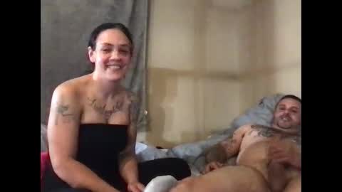 DaniLove online show from 10-11-25, 11:47