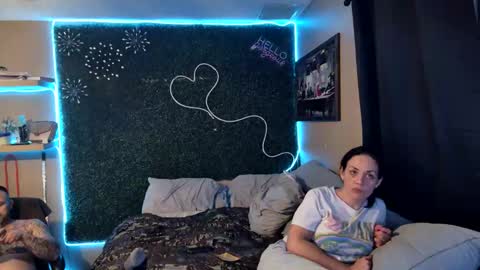 DaniLove online show from 01-13-26, 08:52