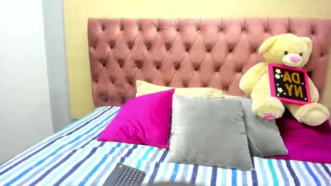 DaniiBelluci  online show from 03-09-25, 08:07