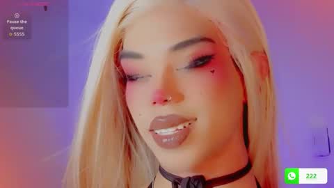 Snapshot of daniilee_ chatting on 12-14-25, 07:18 DANNI LEE online show from 12-14-25, 07:18