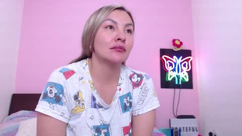 K A R O L online show from 02-19-25, 02:23