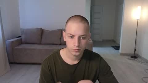 Snapshot of danila_trezzini chatting on 07-02-26, 02:44 danila online show from 07-02-26, 02:44
