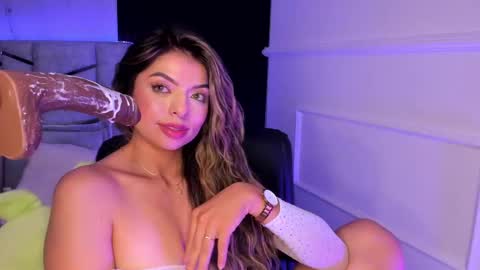 Dani Phonenix online show from 02-22-25, 06:50