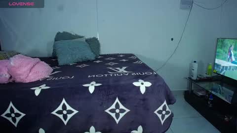 Snapshot of danisabrownn chatting on 01-12-25, 01:58 danisabrownn online show from 01-12-25, 01:58