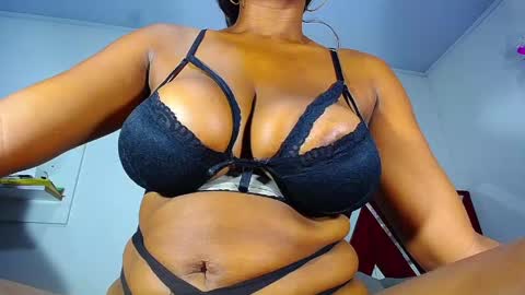 danisabrownn online show from 06-05-26, 03:07