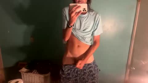 ZyRaMaxx online show from 01-01-25, 07:52