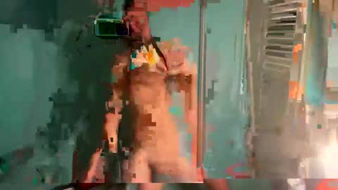 Snapshot of daniszyramaer chatting on 02-20-25, 01:57 ZyRaMaxx online show from 02-20-25, 01:57