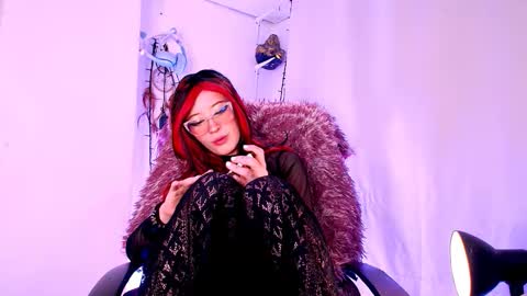 Snapshot of danita_veelz chatting on 10-17-25, 01:09 danita_veelz online show from 10-17-25, 01:09