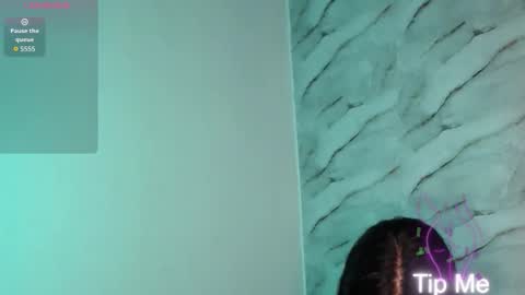 Snapshot of daniwhatson chatting on 12-19-25, 05:36 Dani whatson online show from 12-19-25, 05:36