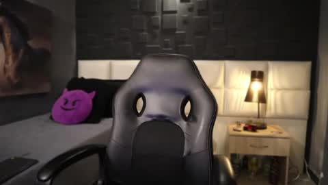 Dann saenz online show from 02-17-25, 05:10