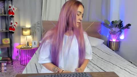 Snapshot of danna__castle chatting on 11-25-25, 05:07 Dannacastle online show from 11-25-25, 05:07