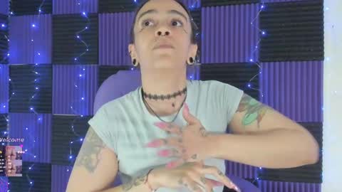 Dannacastle online show from 04-05-26, 06:21