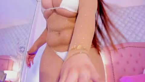 Snapshot of danna__ortiz chatting on 05-09-26, 02:06 Danna online show from 05-09-26, 02:06