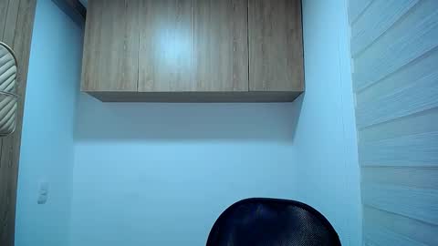 Danna  Ross online show from 11-12-25, 03:29