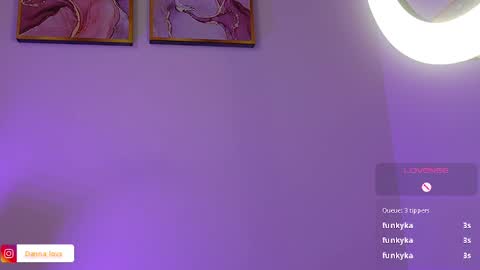 Danna Lovs online show from 03-10-25, 02:37