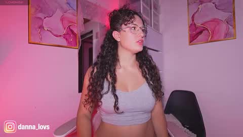 Danna Lovs online show from 09-26-25, 06:23