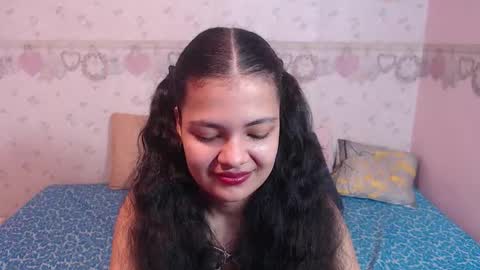 Snapshot of danna_luz1 chatting on 02-24-26, 12:03 Luz online show from 02-24-26, 12:03