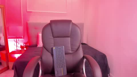 Snapshot of danna_palmeth chatting on 10-10-25, 05:56 danna_palmeth online show from 10-10-25, 05:56