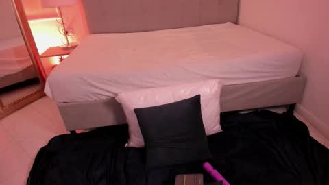 Snapshot of danna_palmeth chatting on 10-31-25, 11:33 danna_palmeth online show from 10-31-25, 11:33