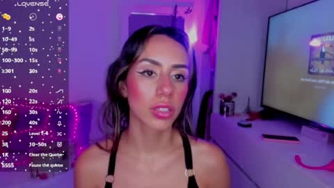 Snapshot of danna_rhodesx chatting on 07-10-26, 12:52 Danna Rhodes online show from 07-10-26, 12:52