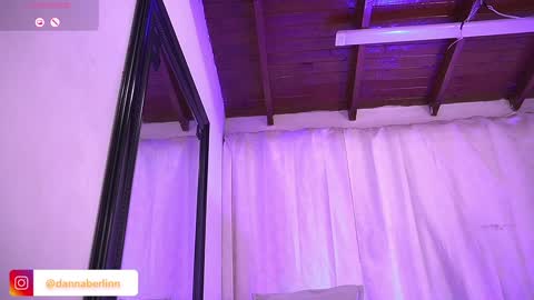 Snapshot of dannaberlin chatting on 09-11-25, 07:25 Danna Berlin online show from 09-11-25, 07:25