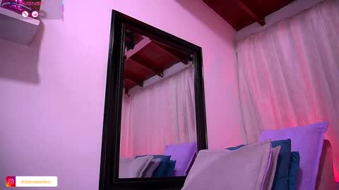 Snapshot of dannaberlin chatting on 10-03-25, 07:44 Danna Berlin online show from 10-03-25, 07:44