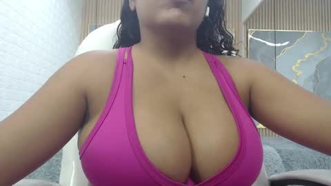 danna online show from 09-22-25, 08:22