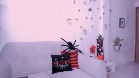 Insta DannaBlueX  online show from 10-16-25, 04:30