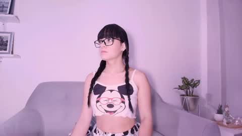 Snapshot of dannahyde chatting on 06-15-26, 03:36 Insta DannaBlueX online show from 06-15-26, 03:36