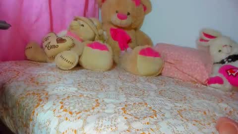 Danna Sofia jeins online show from 10-06-25, 09:29