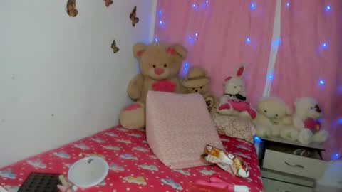 Danna Sofia jeins online show from 01-07-26, 01:13